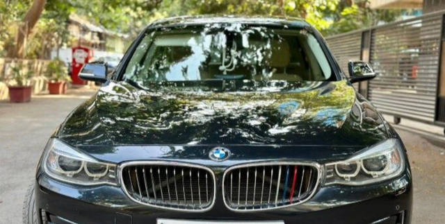https://images10.gaadi.com/usedcar_image/3695729/original/processed_img2925224__used_car_2925224_1701335769.png?imwidth=6400