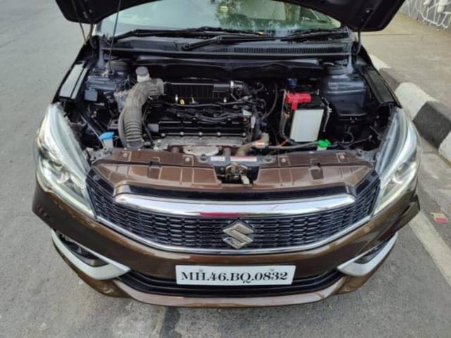 https://images10.gaadi.com/usedcar_image/3695751/original/img2925236__used_car_2925236_1701336390.jpg?imwidth=6402