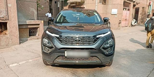 https://images10.gaadi.com/usedcar_image/3695773/original/23__VCC_1823003_94_1700730339.jpg?imwidth=6400