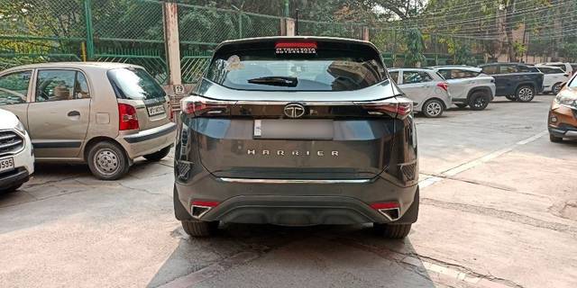 https://images10.gaadi.com/usedcar_image/3695773/original/23__VCC_1823003_96_1700730372.jpg?imwidth=6402
