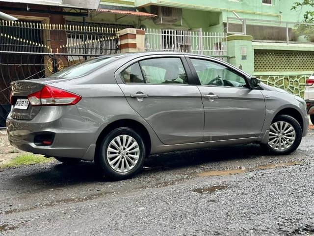 https://images10.gaadi.com/usedcar_image/3695821/original/img2925278__used_car_2925278_1701338435.jpg?imwidth=6402