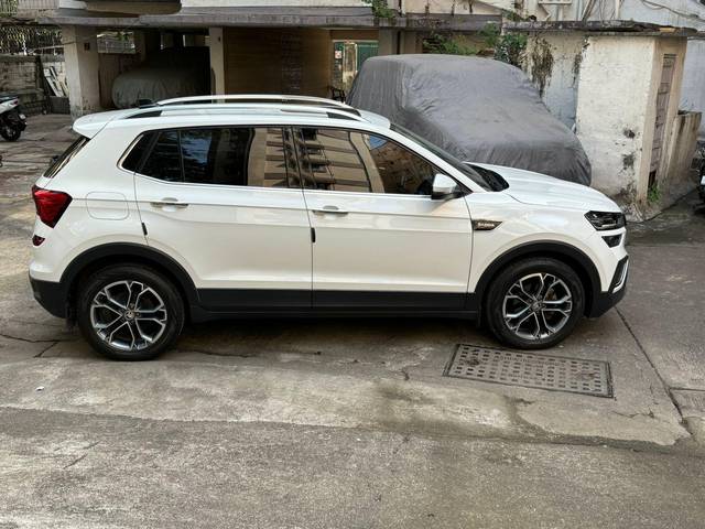 https://images10.gaadi.com/usedcar_image/3695852/original/processed_img2925294__usedcar_4_6241701338904_1701338920.jpeg?imwidth=6401