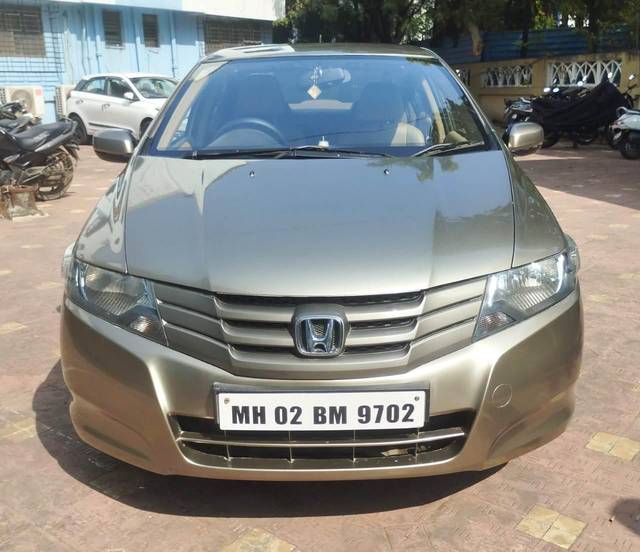 https://images10.gaadi.com/usedcar_image/3695859/original/processed_img2925298__usedcar_1_2925298_1701339440.jpeg?imwidth=6400