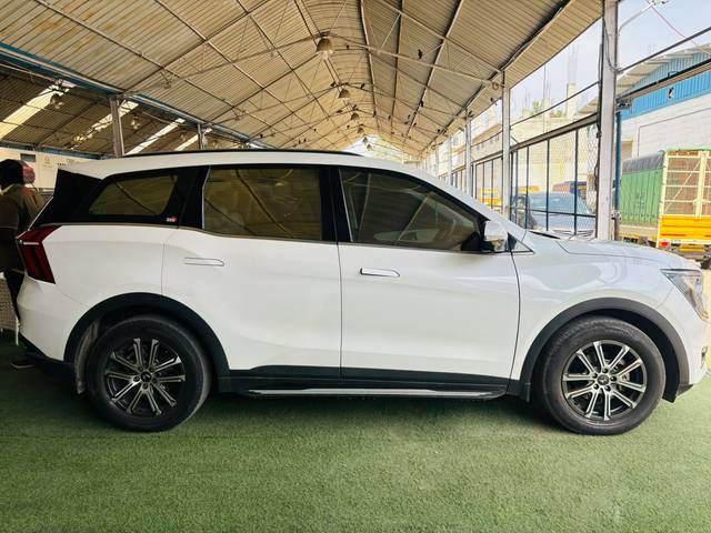 https://images10.gaadi.com/usedcar_image/3695873/original/img2925306__used_car_2925306_1705217859.jpg?imwidth=6401