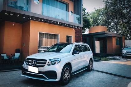 Mercedes-Benz GLS 350d 4MATIC Mercedes-Benz GLS 350d 4MATIC