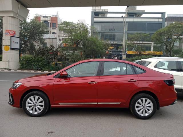 https://images10.gaadi.com/usedcar_image/3695877/original/processed_img2925308__used_car_2925308_1701340020.jpg?imwidth=6401