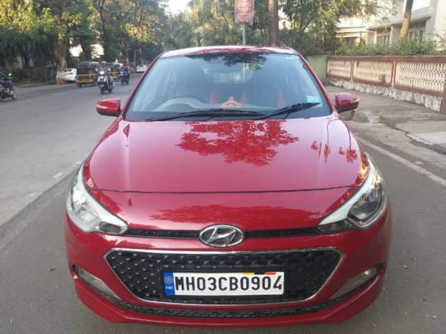 https://images10.gaadi.com/usedcar_image/3695899/original/processed_img2925327__used_car_2925327_1701341903.jpg?imwidth=6400