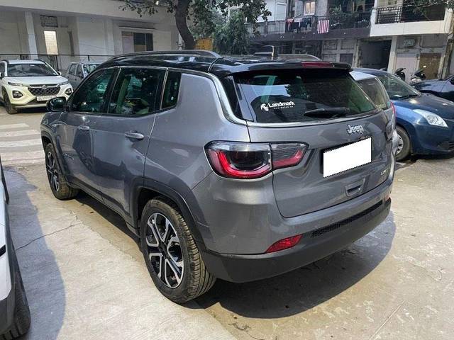 https://images10.gaadi.com/usedcar_image/3695905/original/processed_573cf25f-9c56-4d97-abb2-651be350b01e.jpeg?imwidth=6402