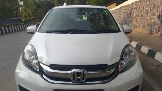 https://images10.gaadi.com/usedcar_image/3695957/original/processed_img2925352__used_car_2925352_1701342462.jpg?imwidth=6400