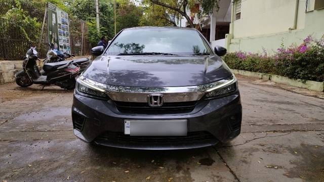 https://images10.gaadi.com/usedcar_image/3696004/original/23__VCC_1822935_94_1700735745.jpg?imwidth=6400