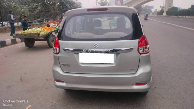 https://images10.gaadi.com/usedcar_image/3696080/original/processed_img2925429__used_car_2925429_1701346336.jpg?imwidth=6402