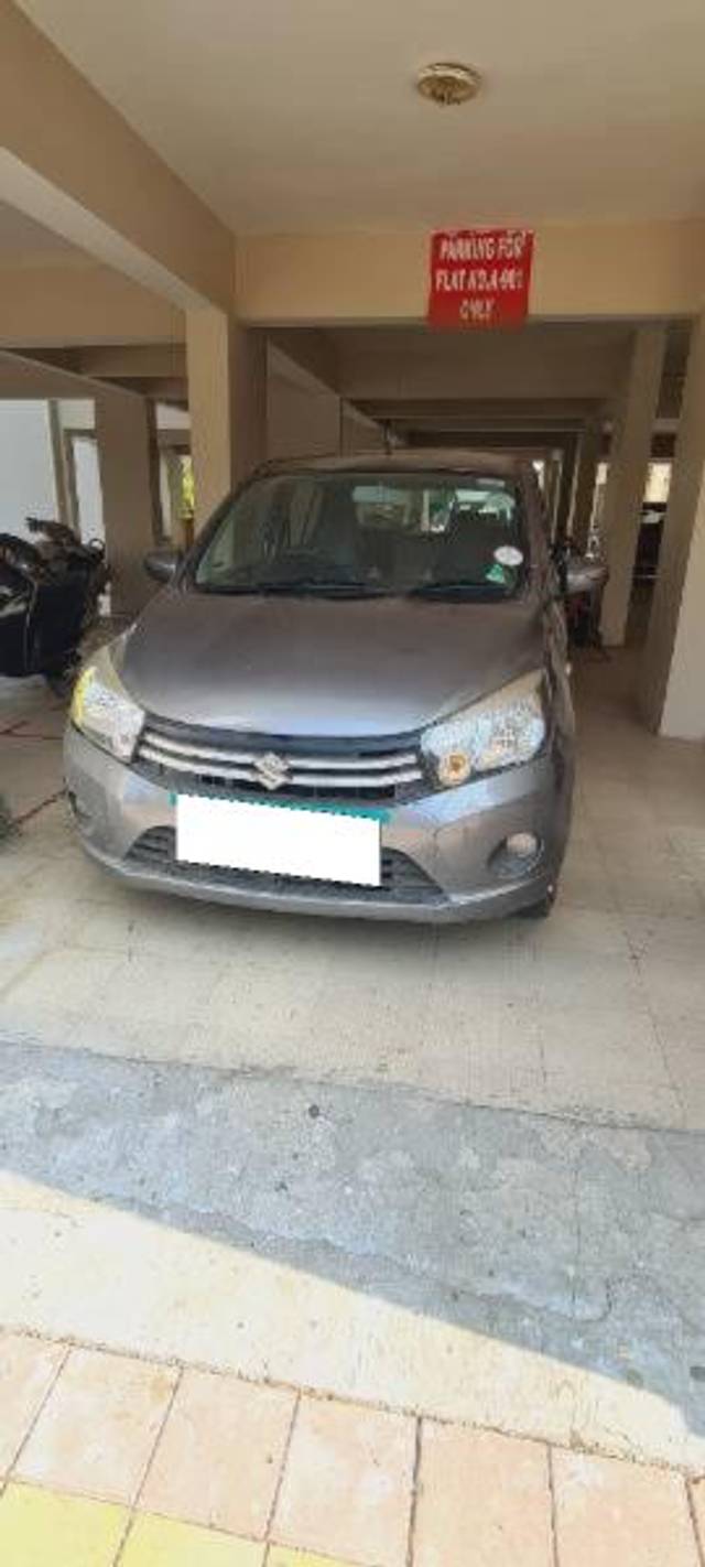 https://images10.gaadi.com/usedcar_image/3696091/original/processed_64b0a6b7-2325-4a1f-9521-dcfab4587088.jpg?imwidth=6402