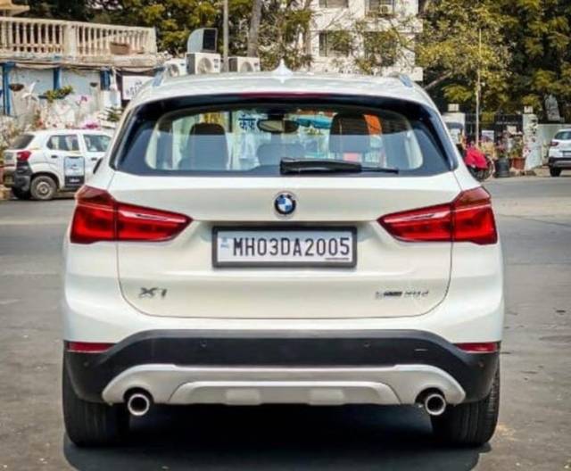 https://images10.gaadi.com/usedcar_image/3696136/original/processed_img2925464__used_car_2925464_1701347840.jpg?imwidth=6402