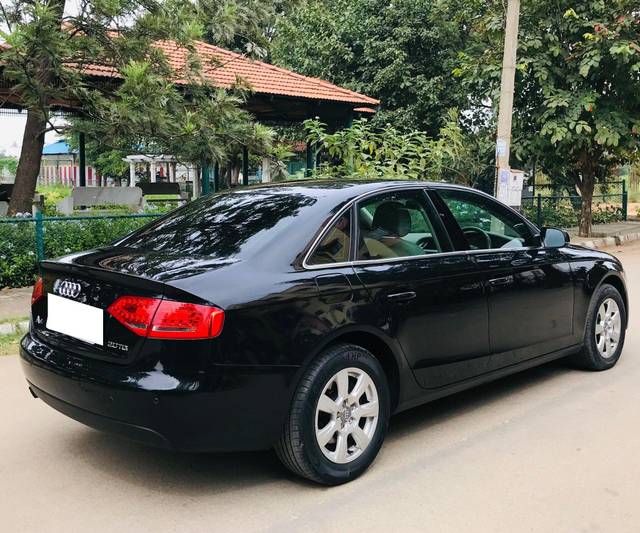 https://images10.gaadi.com/usedcar_image/3696168/original/processed_img2925484__used_car_2925484_1701349106.jpg?imwidth=6401