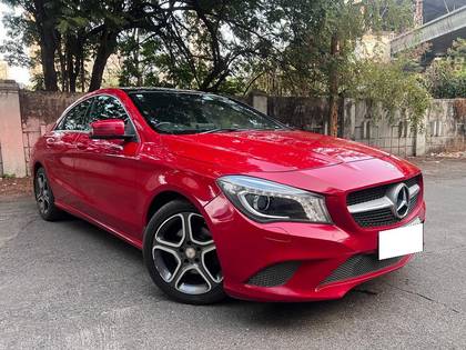 Mercedes-Benz CLA 200 CGI Sport Mercedes-Benz CLA 200 CGI Sport