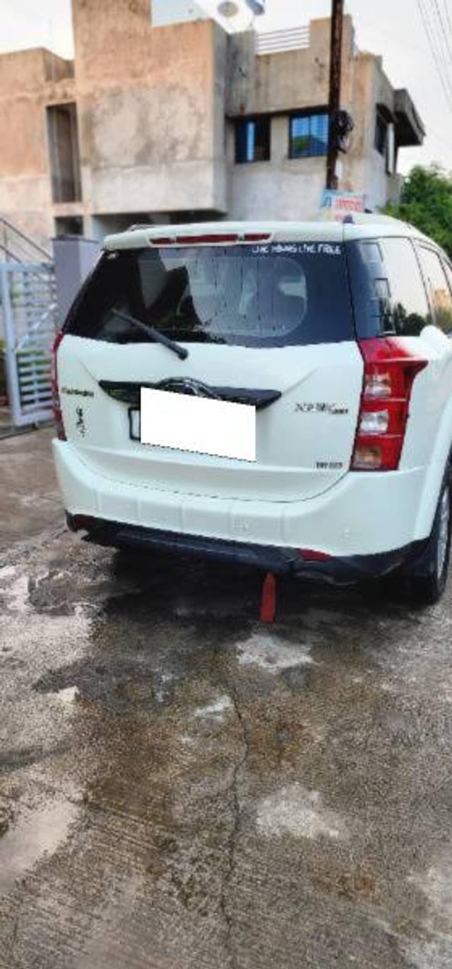 https://images10.gaadi.com/usedcar_image/3696196/original/processed_a99934ca-8b8d-4033-9c13-3ec1c5892f85.jpg?imwidth=6401