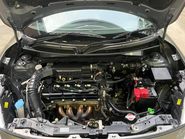 https://images10.gaadi.com/usedcar_image/3696203/original/img2925506__used_car_2925506_1701349648.jpg?imwidth=6401