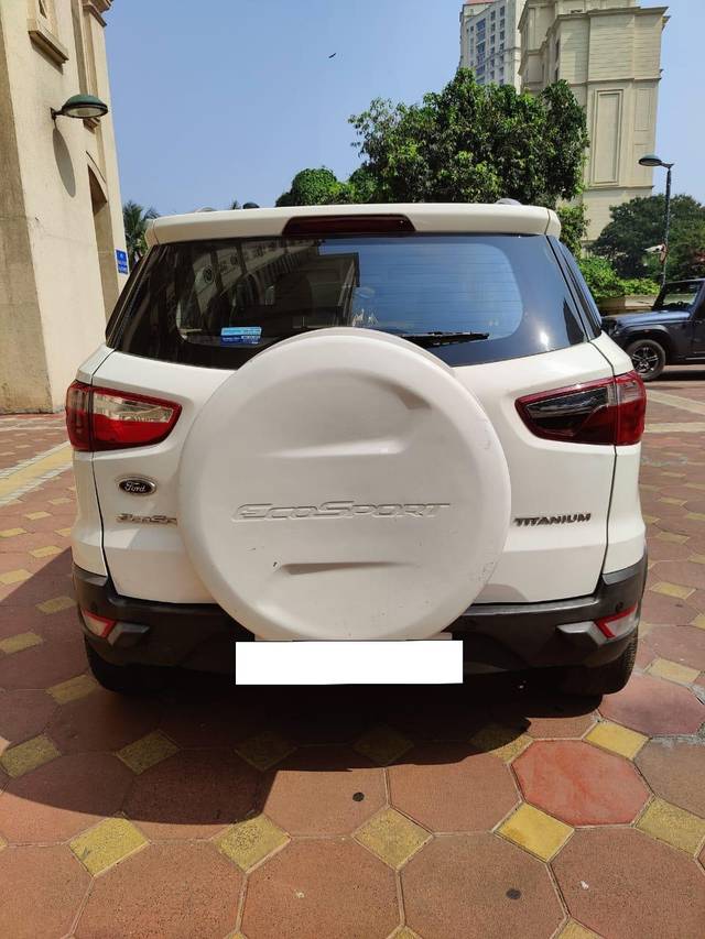 https://images10.gaadi.com/usedcar_image/3696208/original/processed_img2925511__used_car_2925511_1701349749.jpg?imwidth=6402