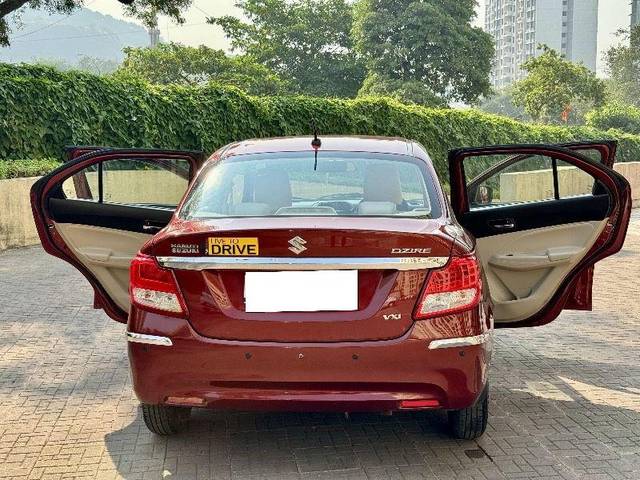 https://images10.gaadi.com/usedcar_image/3696248/original/processed_c468c43d-754e-4849-8cc7-af7b1c02303a.jpg?imwidth=6402