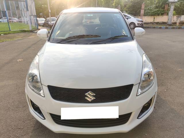 https://images10.gaadi.com/usedcar_image/3696256/original/processed_img2925538__usedcar_img_20231006_162359_2925538_1701416478.jpg?imwidth=6400