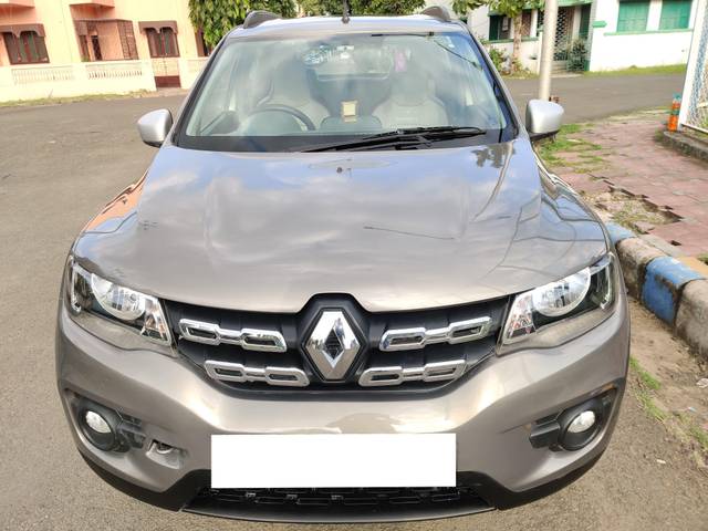 https://images10.gaadi.com/usedcar_image/3696262/original/processed_img2925542__usedcar_img_20231118_144634_2925542_1701416251.jpg?imwidth=6400