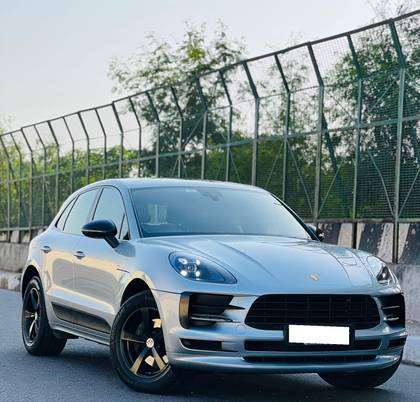 Porsche Macan Standard BSVI Porsche Macan Standard BSVI