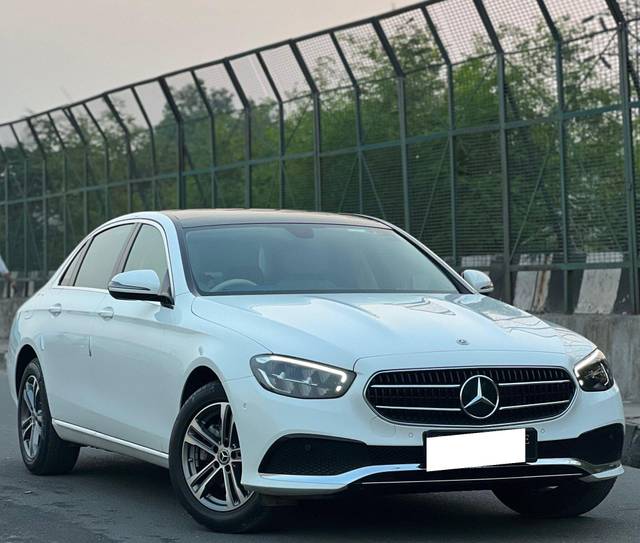 https://images10.gaadi.com/usedcar_image/3696288/original/processed_img2925561__used_car_2925561_1701352037.jpg?imwidth=6400
