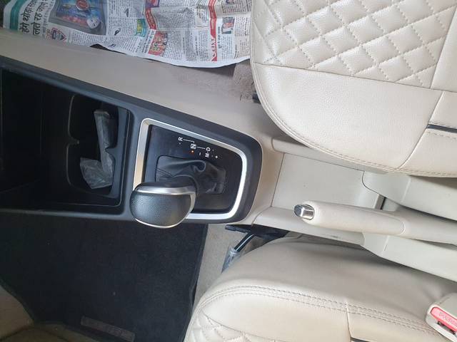 https://images10.gaadi.com/usedcar_image/3696310/original/img2925575__used_car_2925575_1701352619.jpg?imwidth=6401