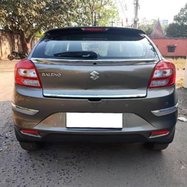 https://images10.gaadi.com/usedcar_image/3696333/original/processed_b3ec23aa-7280-49c2-bd86-3d0e44a2e9bb.jpg?imwidth=6402