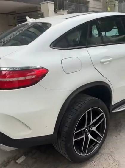 Mercedes-Benz AMG C43 4MATIC Coupe Mercedes-Benz AMG C43 4MATIC Coupe