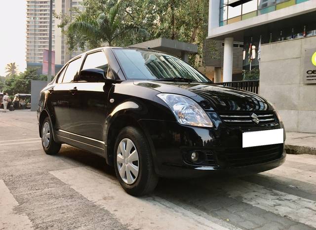 https://images10.gaadi.com/usedcar_image/3696343/original/processed_img2925598__usedcar_whatsappimage2023_10_19at42305pm_13771701353357_1701353371.jpeg?imwidth=6400