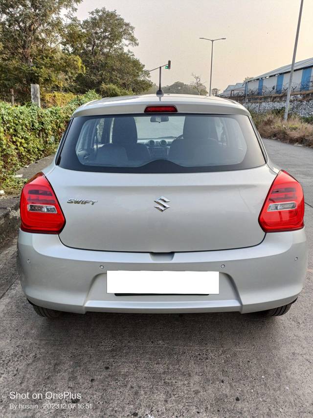 https://images10.gaadi.com/usedcar_image/3696374/original/processed_img2925611__used_car_2925611_1701952044.jpg?imwidth=6401