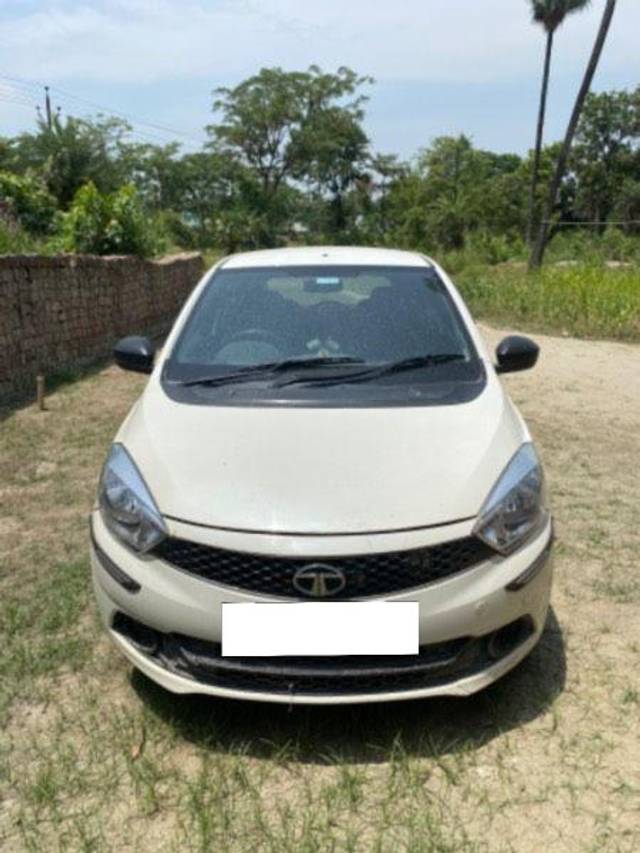 https://images10.gaadi.com/usedcar_image/3696386/original/processed_2a44834a-9047-488f-84ce-76152b098850.jpeg?imwidth=6400