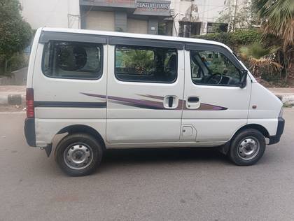 Maruti Eeco 5 STR With AC Plus HTR CNG Maruti Eeco 5 STR With AC Plus HTR CNG
