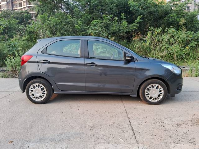 https://images10.gaadi.com/usedcar_image/3696458/original/img2925633__used_car_2925633_1701358655.jpg?imwidth=6401