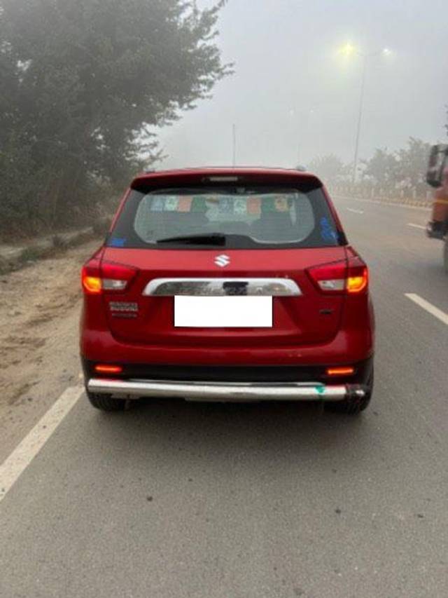 https://images10.gaadi.com/usedcar_image/3696507/original/processed_b1480a60-6f32-453a-8246-439f994f2d6f.jpeg?imwidth=6401