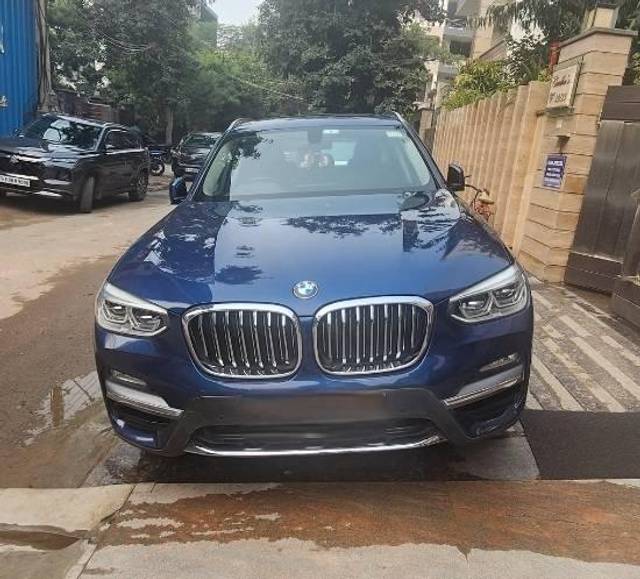 https://images10.gaadi.com/usedcar_image/3696523/original/processed_f8bbd210-eeed-4d2f-8ad7-78b914f6af86.jpg?imwidth=6400
