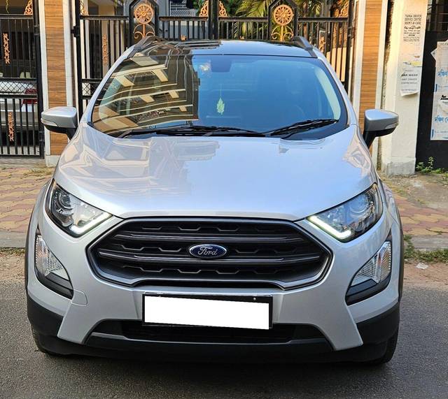 https://images10.gaadi.com/usedcar_image/3696633/original/processed_img2925651__used_car_2925651_1701368986.jpg?imwidth=6400