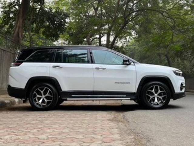 https://images10.gaadi.com/usedcar_image/3696683/original/img2925652__used_car_2925652_1701507736.jpg?imwidth=6401