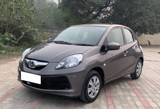 https://images10.gaadi.com/usedcar_image/3696733/original/processed_img2925666__used_car_2925666_1701394395.jpg?imwidth=6400