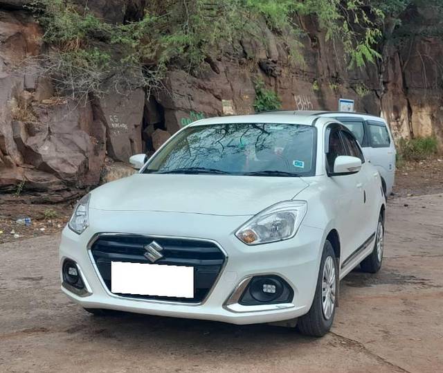 https://images10.gaadi.com/usedcar_image/3696748/original/processed_3af81292-88e9-4e01-a752-875d62d2bbc7.jpg?imwidth=6402