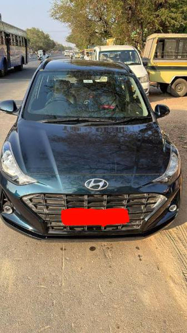 https://images10.gaadi.com/usedcar_image/3696772/original/processed_a39d13f0-284c-47a7-8a60-fc3feef0ecce.png?imwidth=6401
