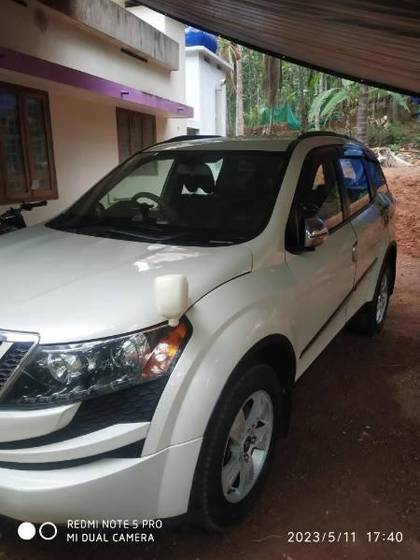 Mahindra XUV500 W8 2WD Mahindra XUV500 W8 2WD