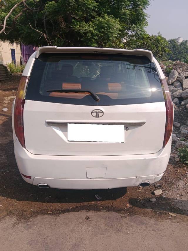 https://images10.gaadi.com/usedcar_image/3696863/original/processed_img2925678__used_car_2925678_1701406372.jpg?imwidth=6401