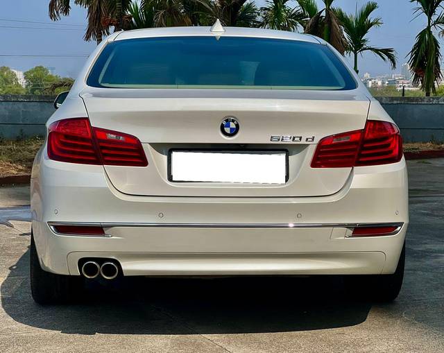 https://images10.gaadi.com/usedcar_image/3696900/original/processed_img2925691__used_car_2925691_1701408191.jpg?imwidth=6401