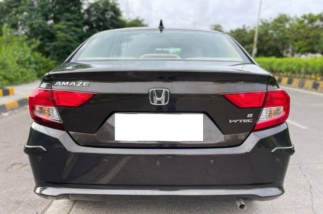 https://images10.gaadi.com/usedcar_image/3696901/original/processed_img2925692__used_car_2925692_1701408294.jpg?imwidth=6401