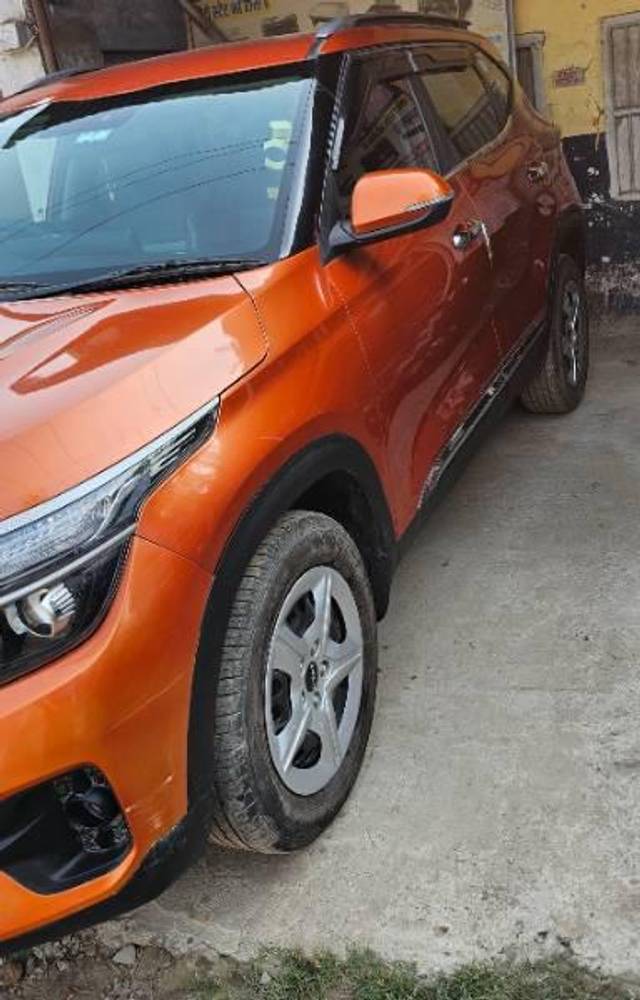 https://images10.gaadi.com/usedcar_image/3696909/original/processed_c963902a-edaa-447c-9158-e060a7163863.jpg?imwidth=6400