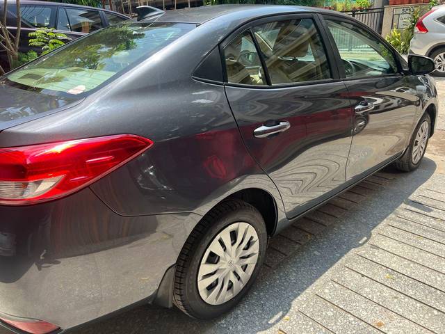 https://images10.gaadi.com/usedcar_image/3696948/original/processed_img2925711__used_car_2925711_1701409841.jpg?imwidth=6402