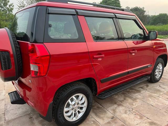 https://images10.gaadi.com/usedcar_image/3696960/original/processed_img2925718__used_car_2925718_1701410176.jpg?imwidth=6402
