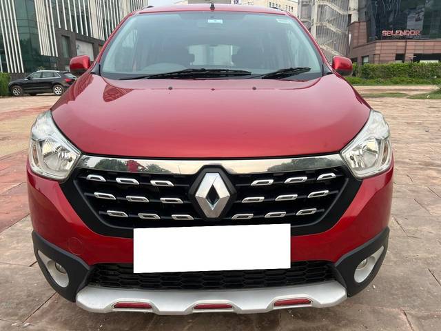 https://images10.gaadi.com/usedcar_image/3696964/original/processed_img2925720__used_car_2925720_1701410310.jpg?imwidth=6400